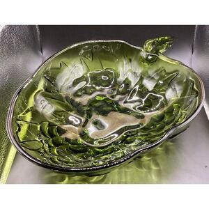 VTG Indiana Glass Green Serving/Fruit Bowl/Dish-Grape Motif-MCM-12.75" x 9.25"‎